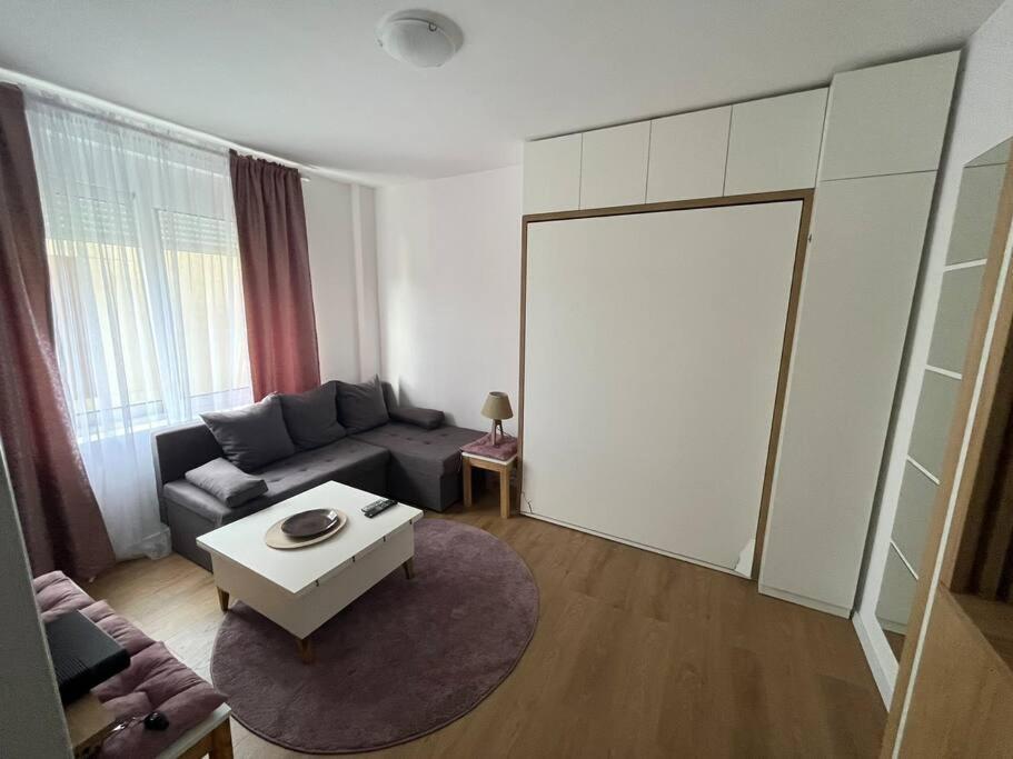 Apartment Centar Podgorica Ngoại thất bức ảnh